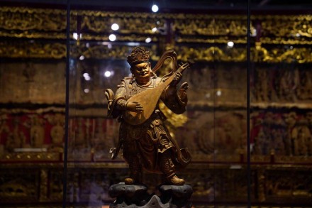 跨越1500年！广东韶关南华寺53件（套）珍贵文物首次展出