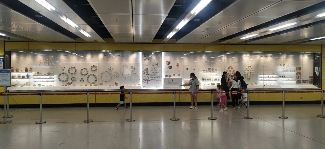 2 香港地铁宋皇台站-宋皇台出土宋元文物展.jpg