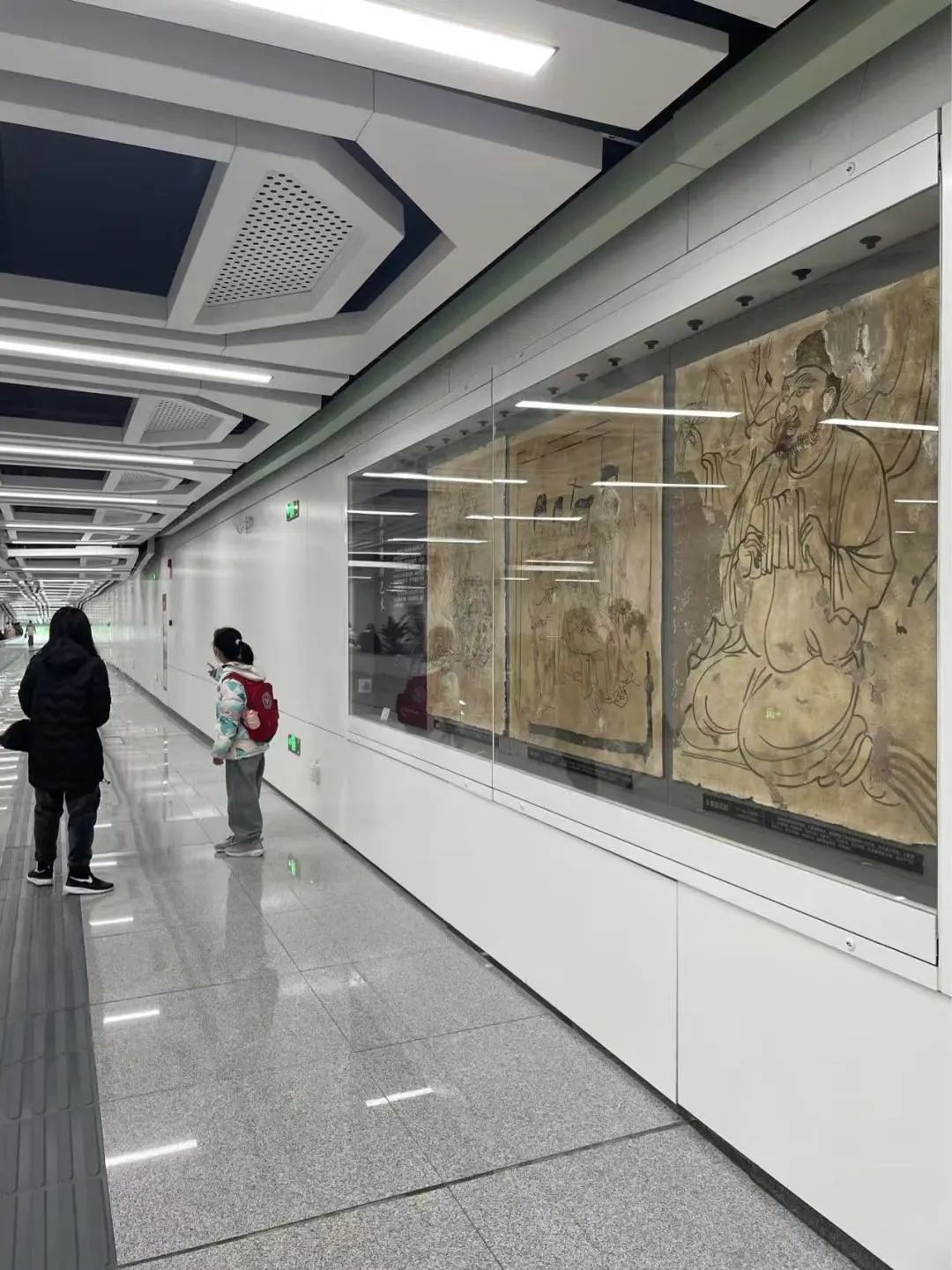 4 西安地铁万寿路站-“唐代壁画艺术”展.jpg