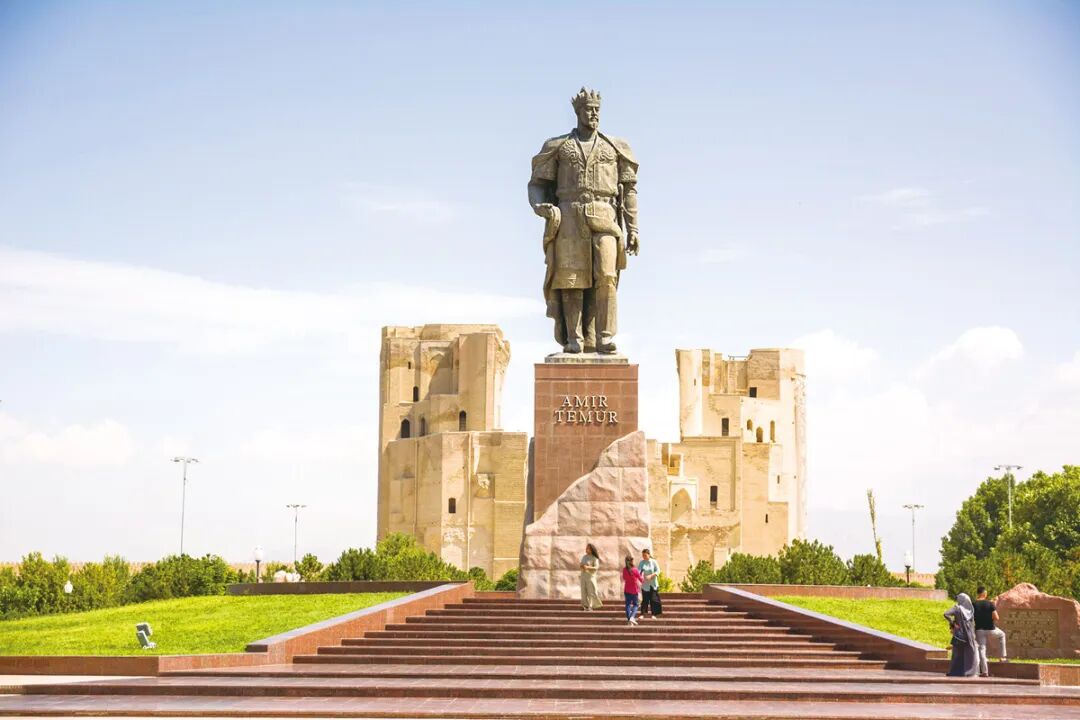 中亚遗产2-帖木儿雕像-354592436.jpg