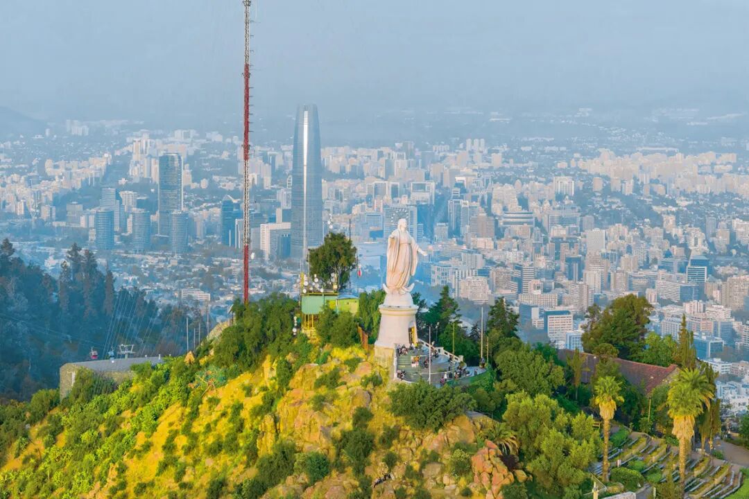 0圣母像与高塔DJI_20241010190947_0007_D copy.jpg